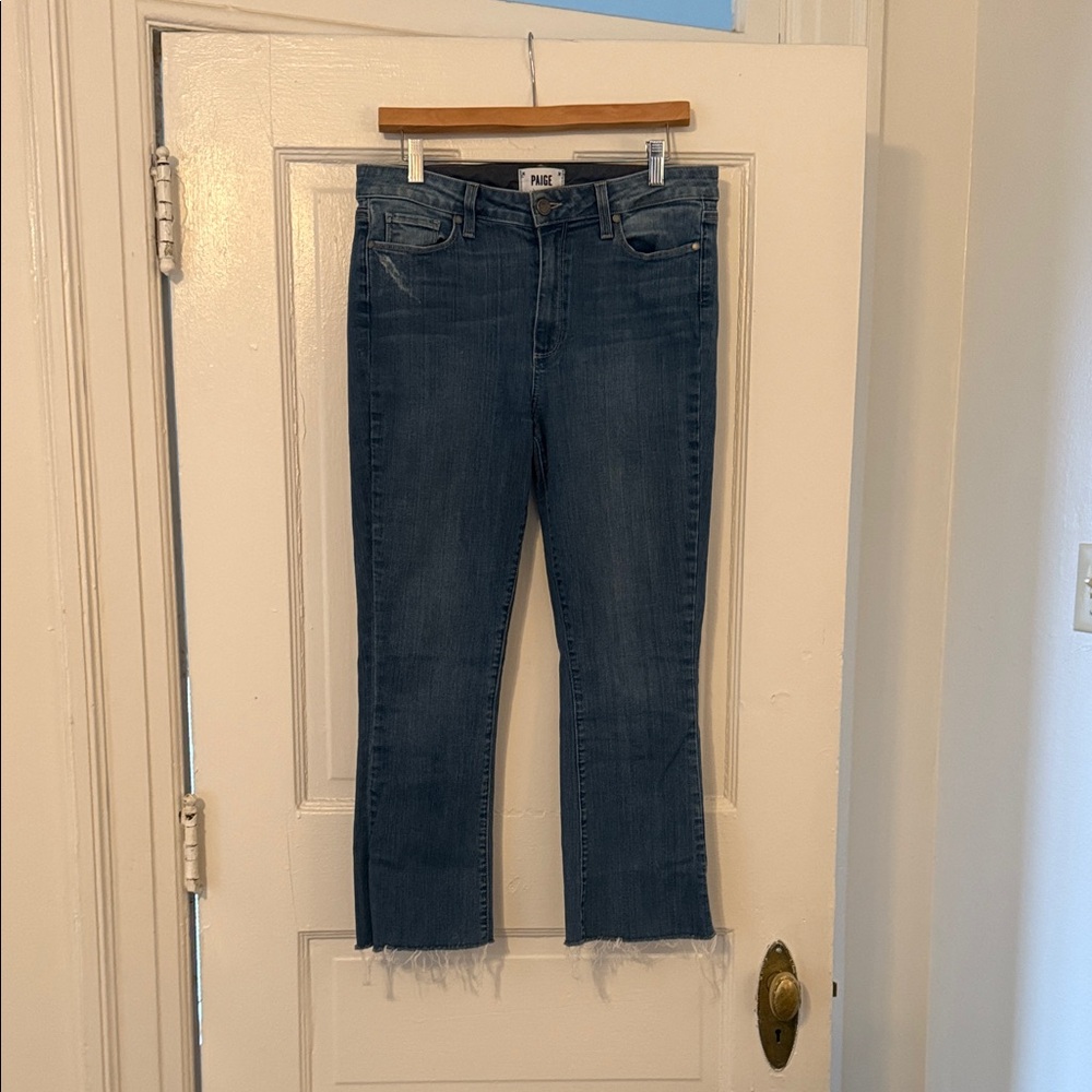 PAIGE Collette Crop Flare Light Blue Denim Jeans size 31